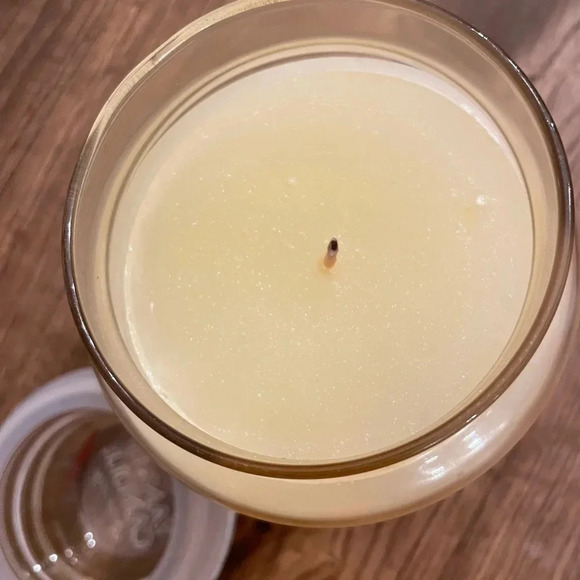 Yankee Candle Housewarmer Black Stripe Vintage Peppermint Swirls Large 22 OZ - Picture 9 of 9